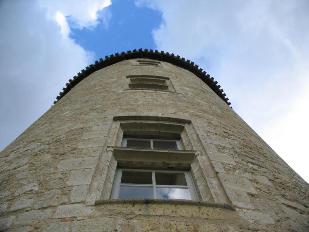 Chateau De Fourcès Zewnętrze zdjęcie